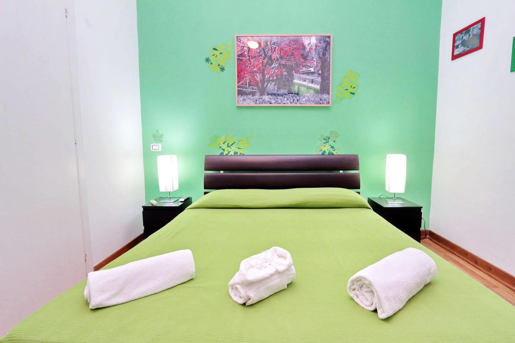 Lucky Domus Rooms Roma Ngoại thất bức ảnh