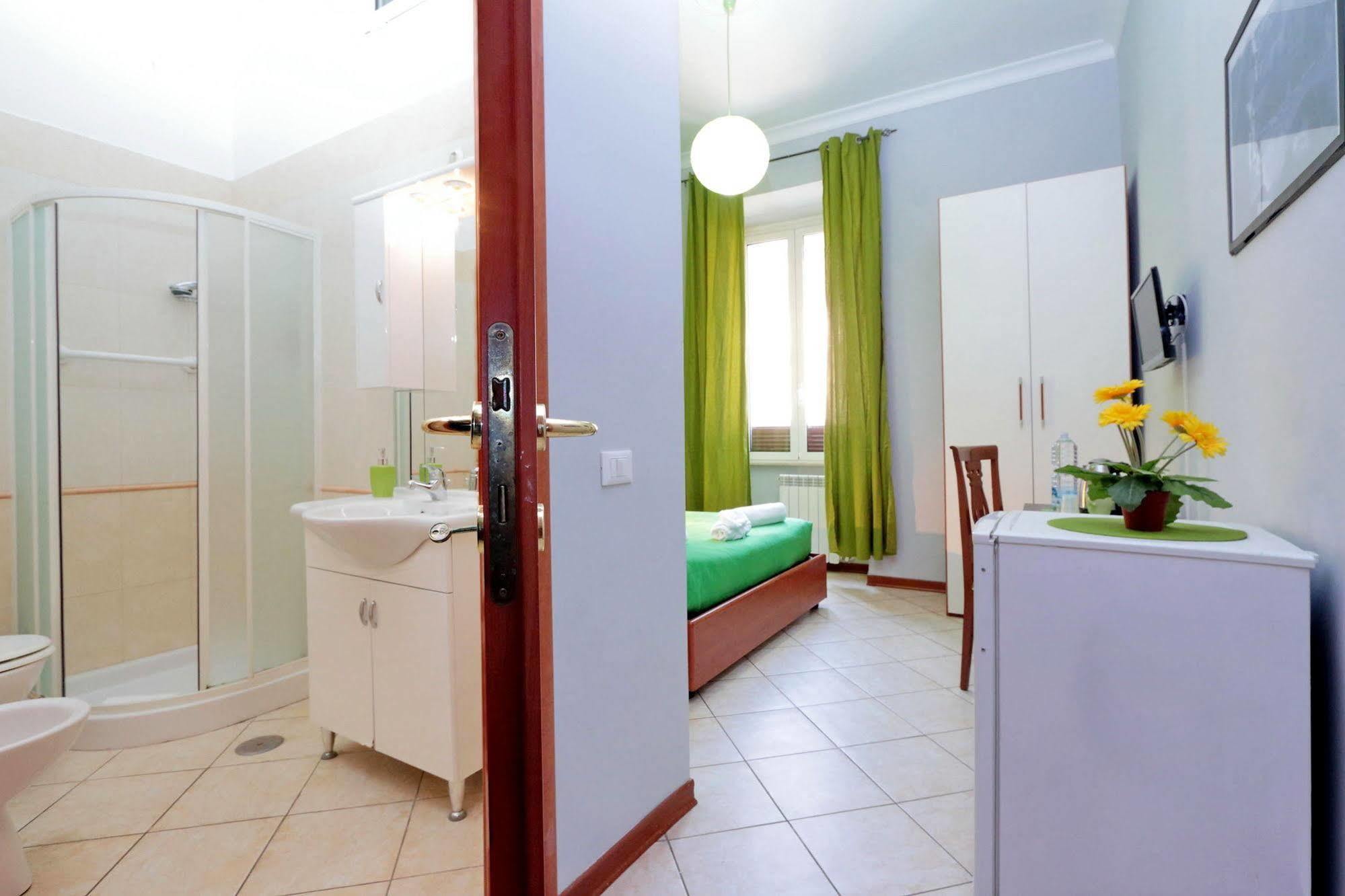 Lucky Domus Rooms Roma Ngoại thất bức ảnh